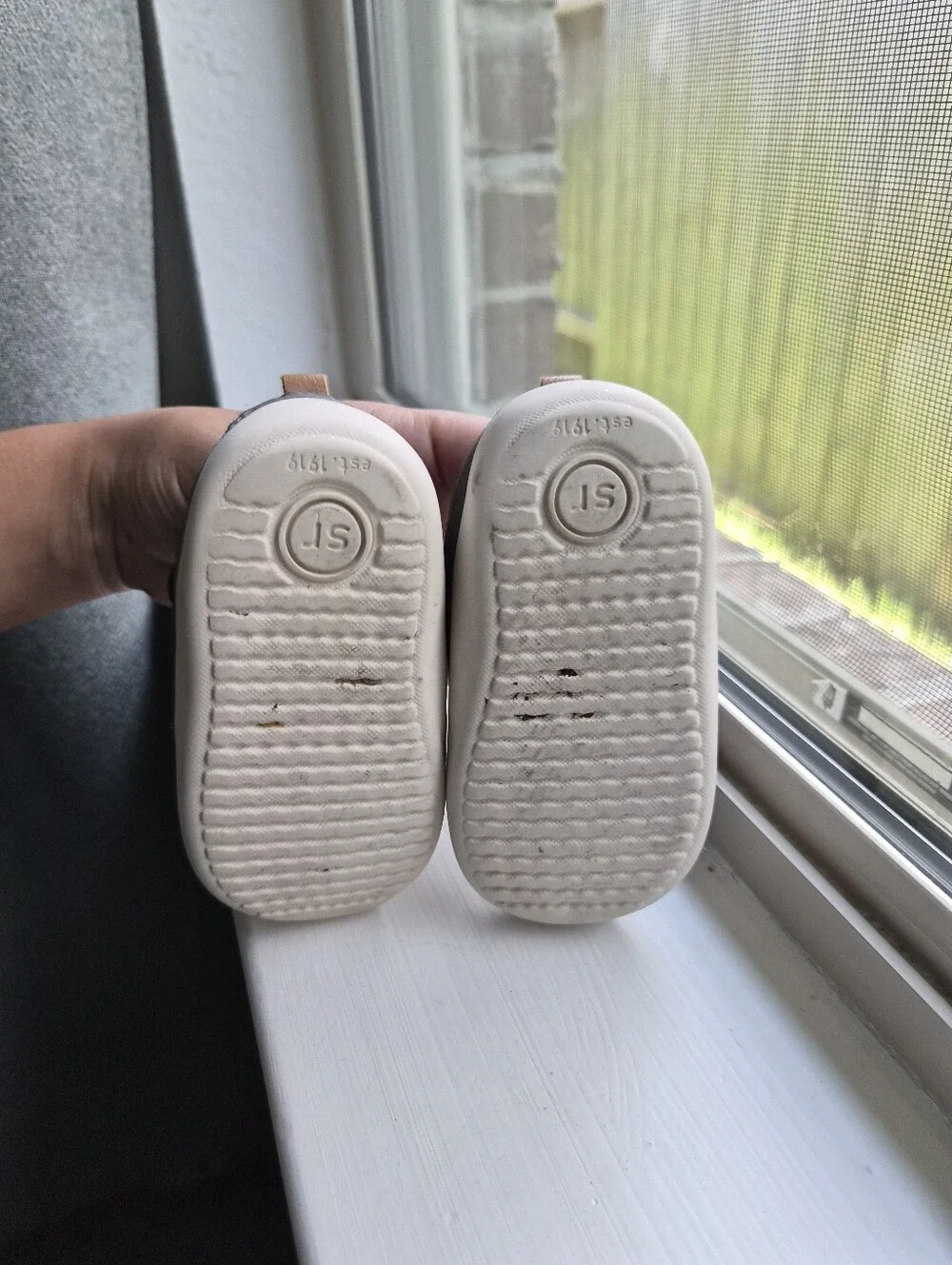 Stride Rite Gray Walking Shoes